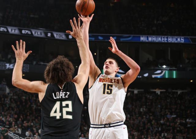  字母哥空砍50分雄鹿惜败凯尔特人  