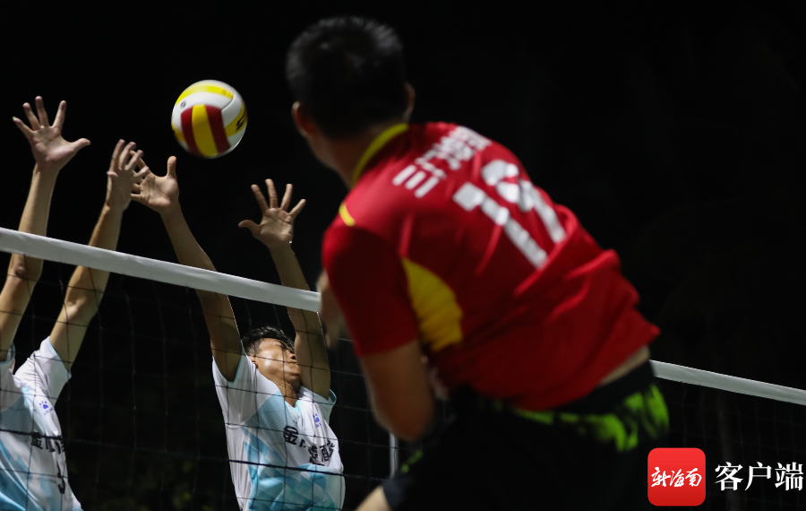  特鲁瓦主场气势如虹，球迷助威声中拿下关键三分